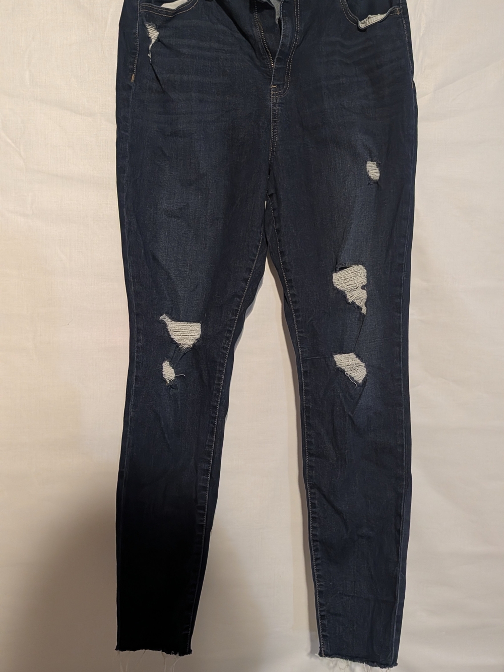SO Women's Skinny Ripped Jeans - Dark Blue